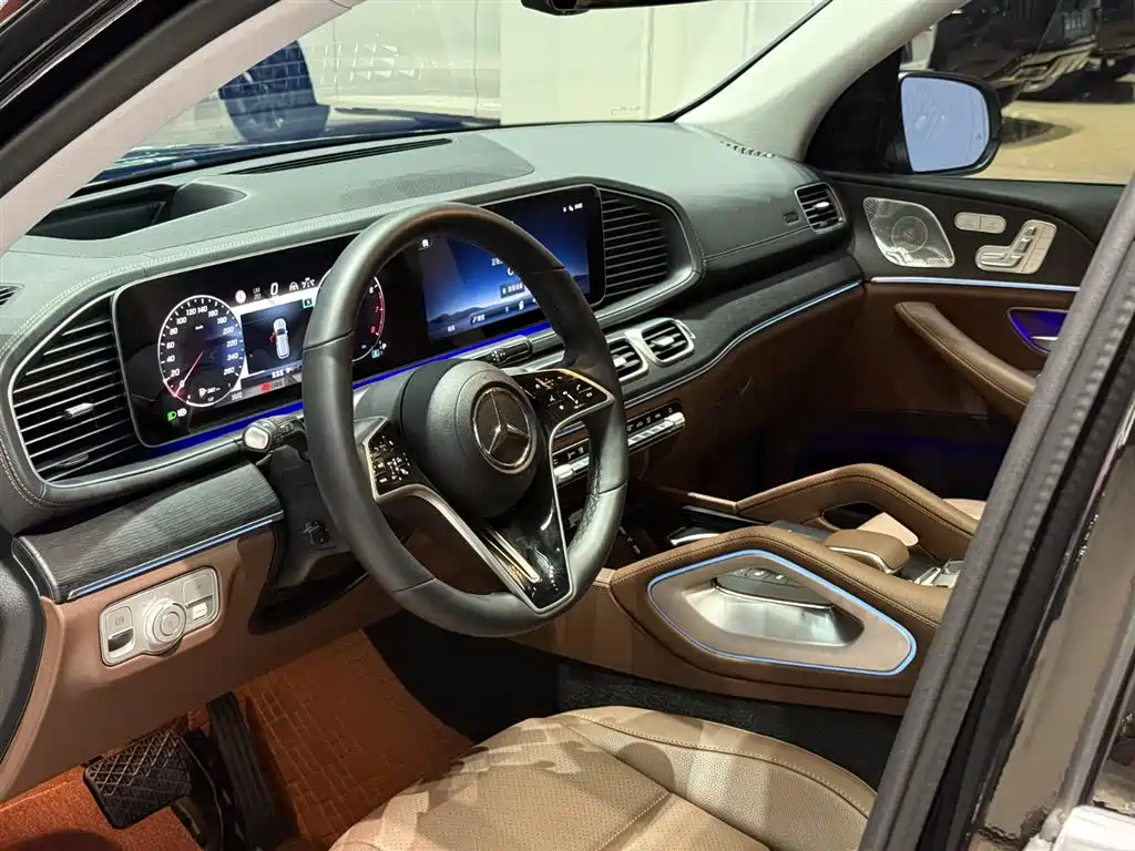 Mercedes-Benz GLE 2024 GLE 450 4MATIC Luxury фото 10
