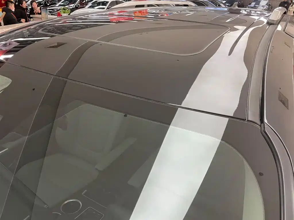 Toyota Granvia 2023 2.5L Hybrid Prestige PLUS Edition фото 8