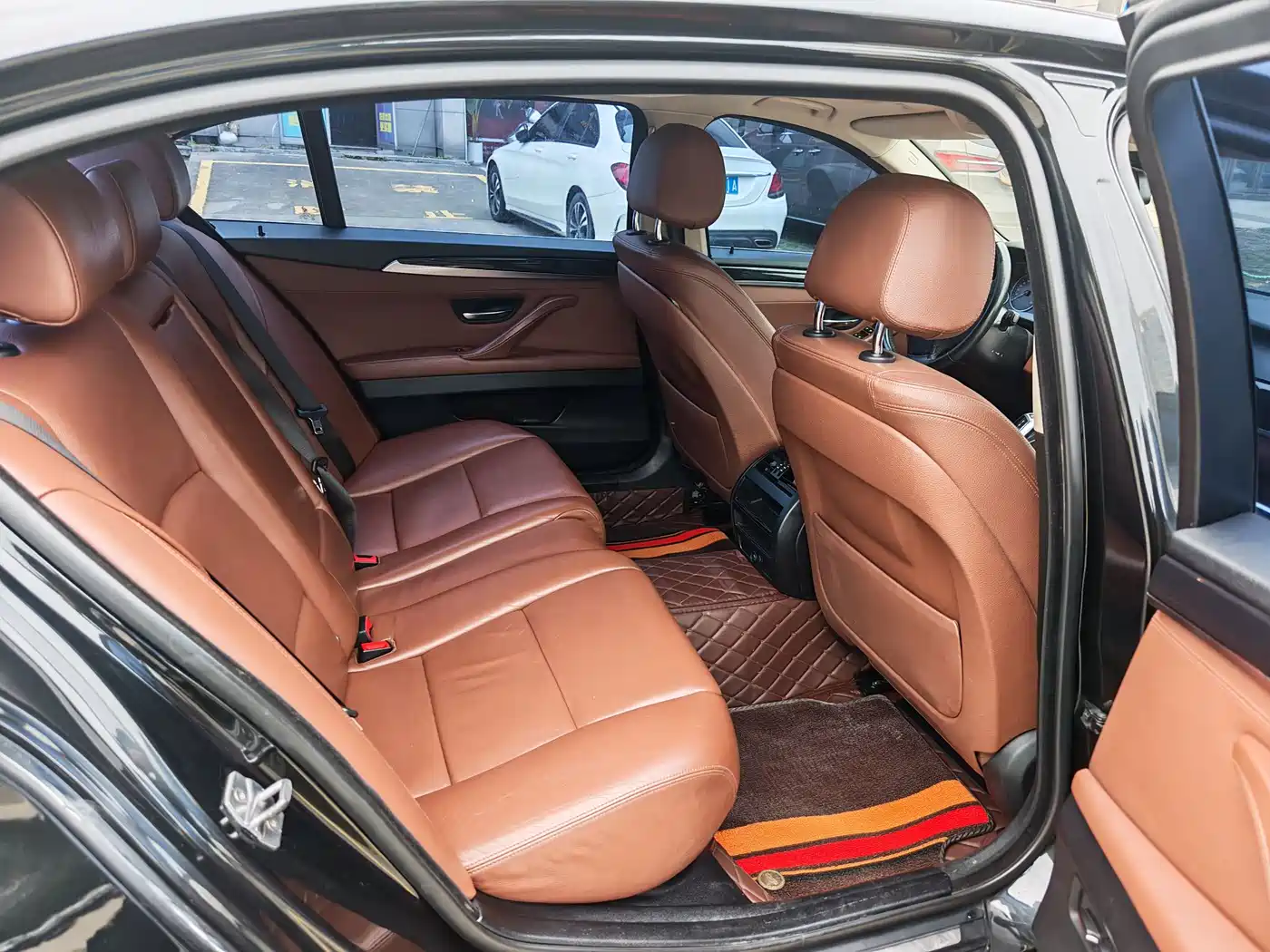 BMW 5 Series 2014 520Li Elegance фото 8