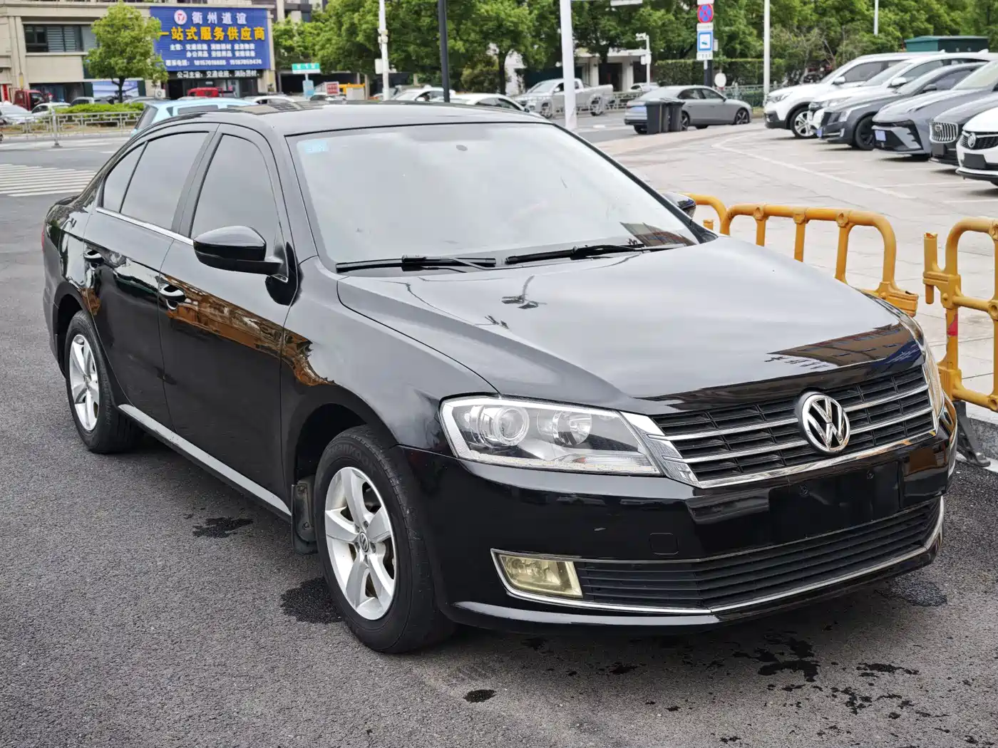 Volkswagen Lavida 2013 Facelift Classic 1.6L Manual Trend фото 6