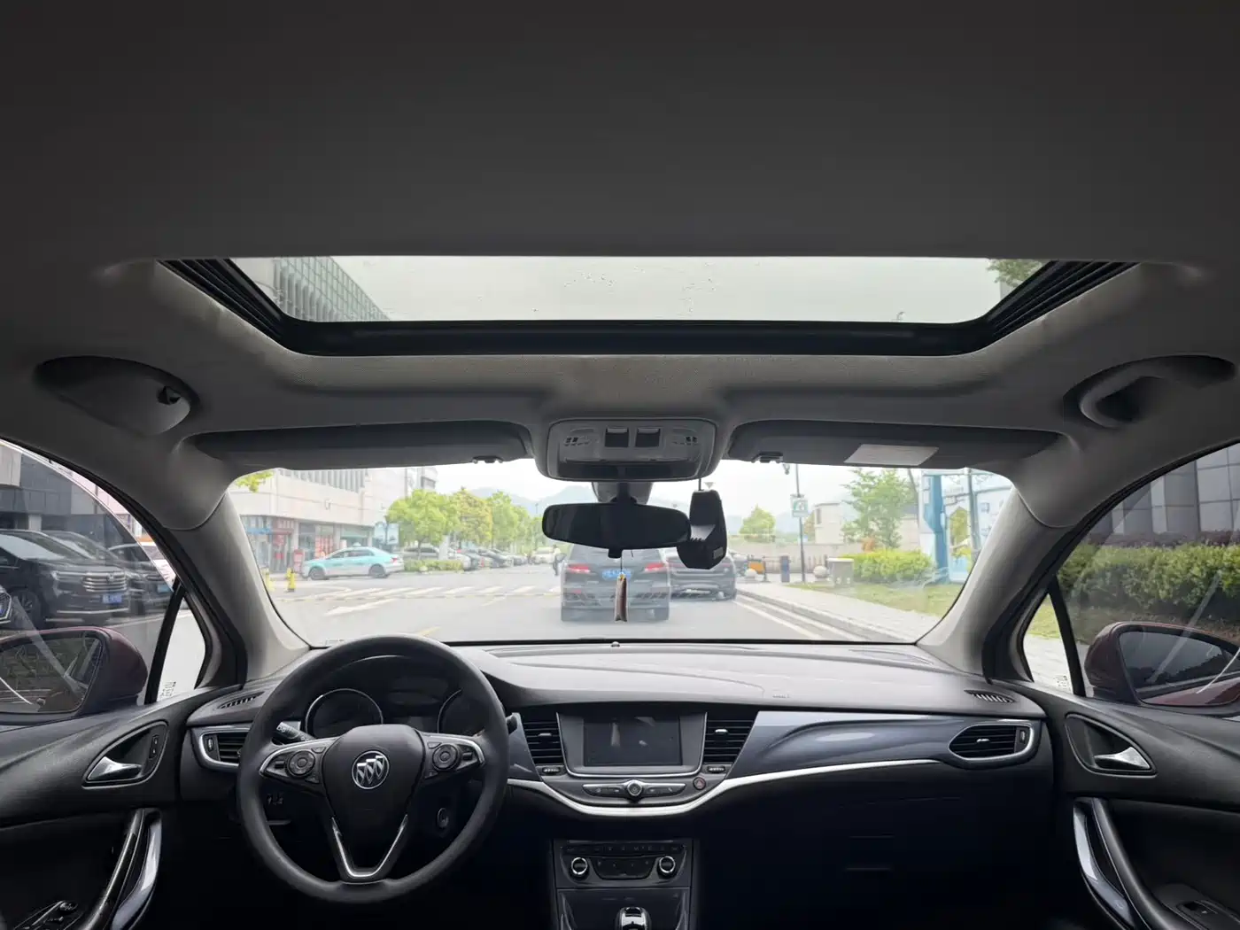 Buick Verano 2018 Hatchback 15S Automatic Leading фото 13