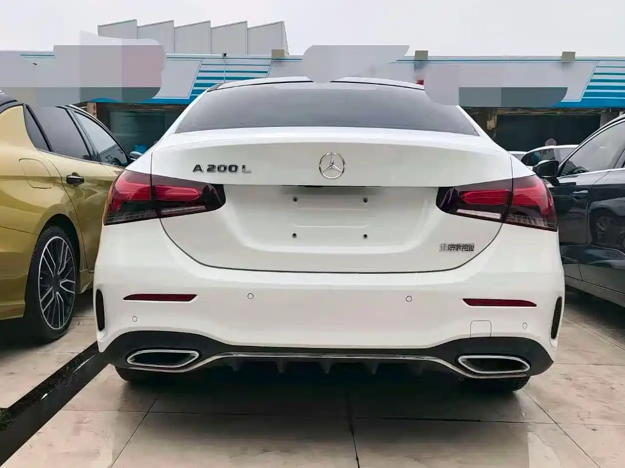 Mercedes-Benz A-Class 2020 A 200 L Sport Sedan фото 13