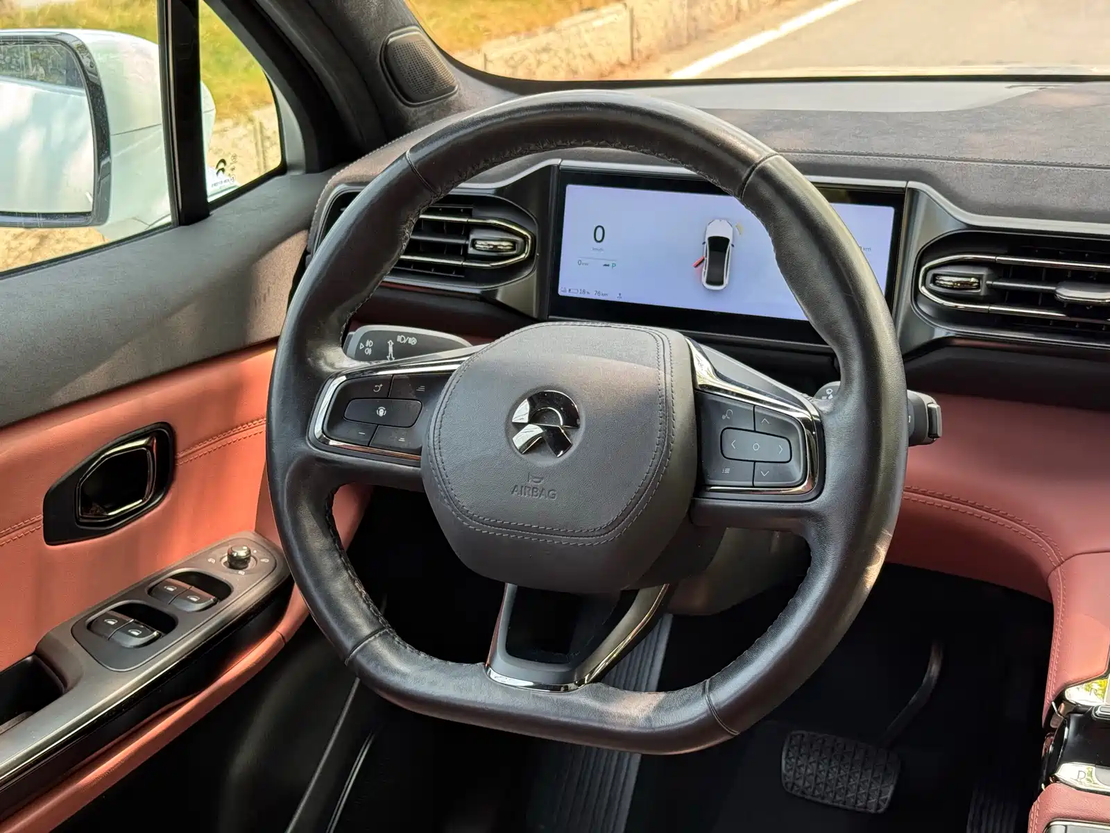 Фото 7 - NIO EC6