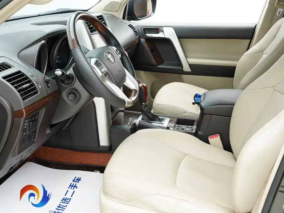 Toyota Prado 2010 4.0L Automatic VX NAVI фото 8