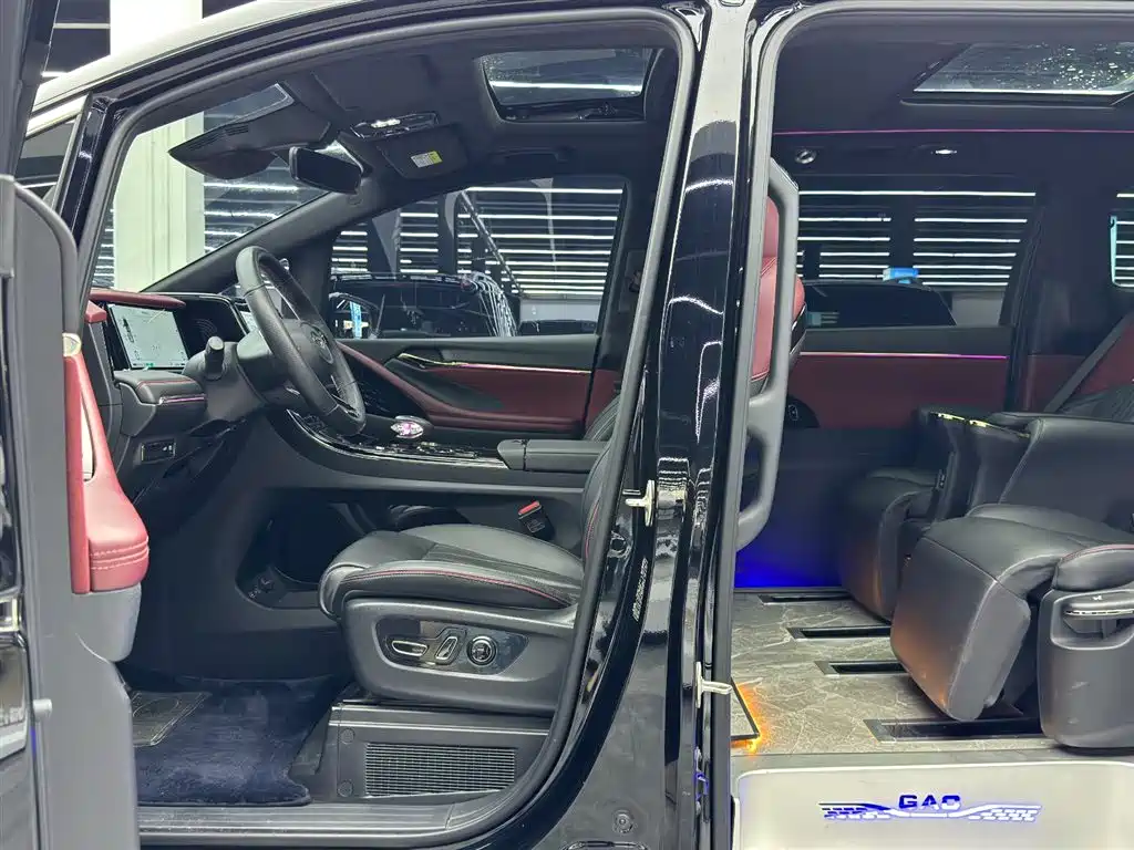 GAC Trumpchi Trumpchi M8 2023 Model Master Series Hybrid Ultimate Edition фото 6