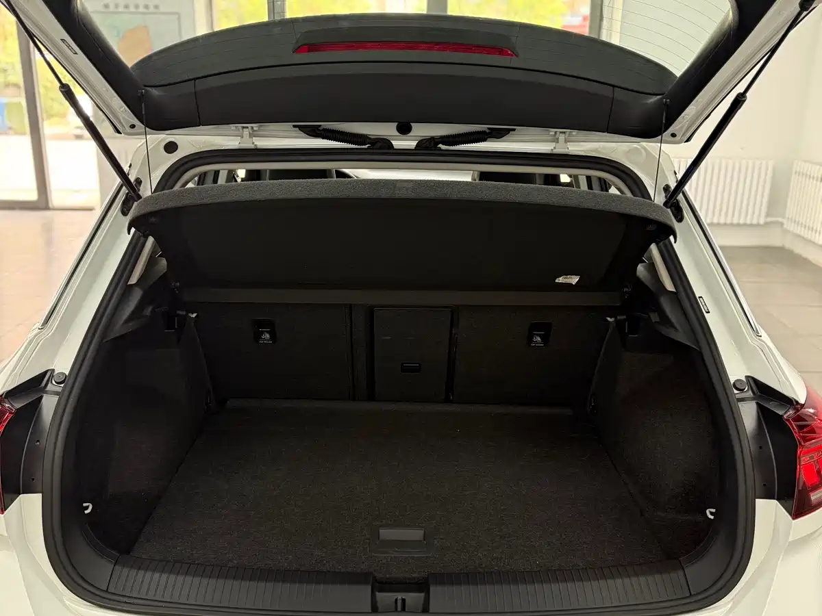 Volkswagen T-ROC 2022 280TSI DSG 2WD Comfort PLUS фото 19