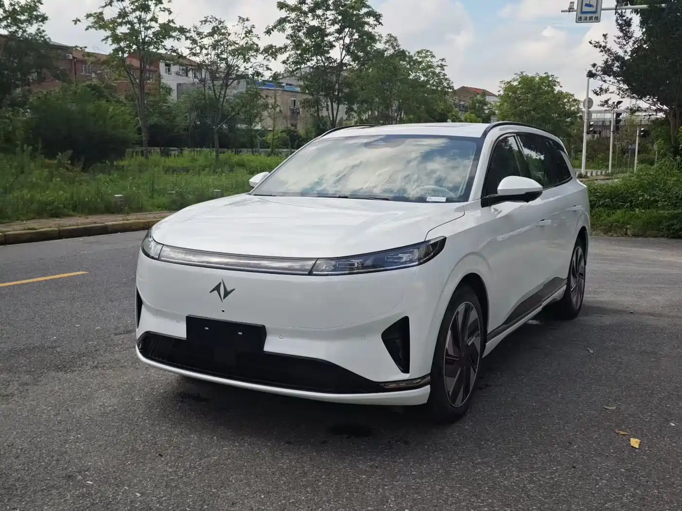 2026 Dongfeng Yipai eπ008