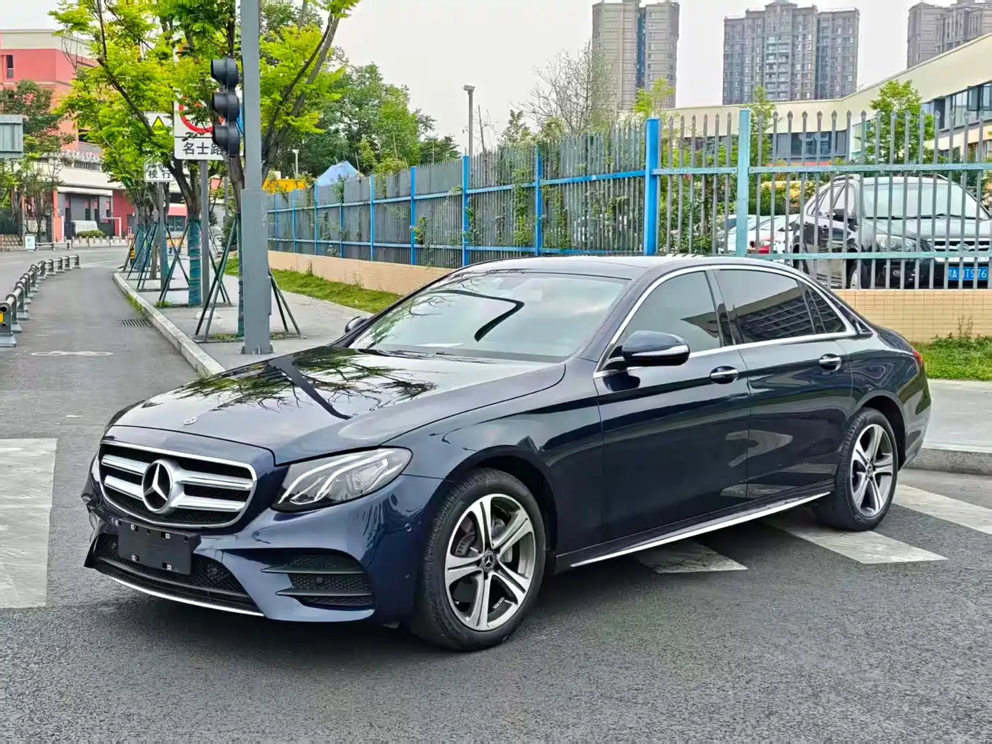 Mercedes-Benz E-Class 2018 E 200 L Sport