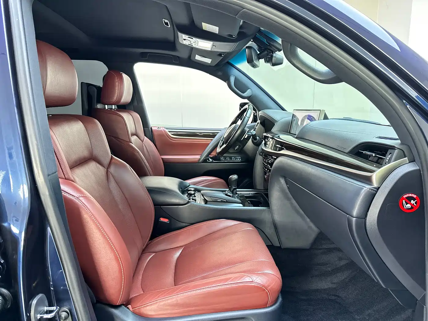 Lexus LX 2017 570 Dynamic Luxury фото 12