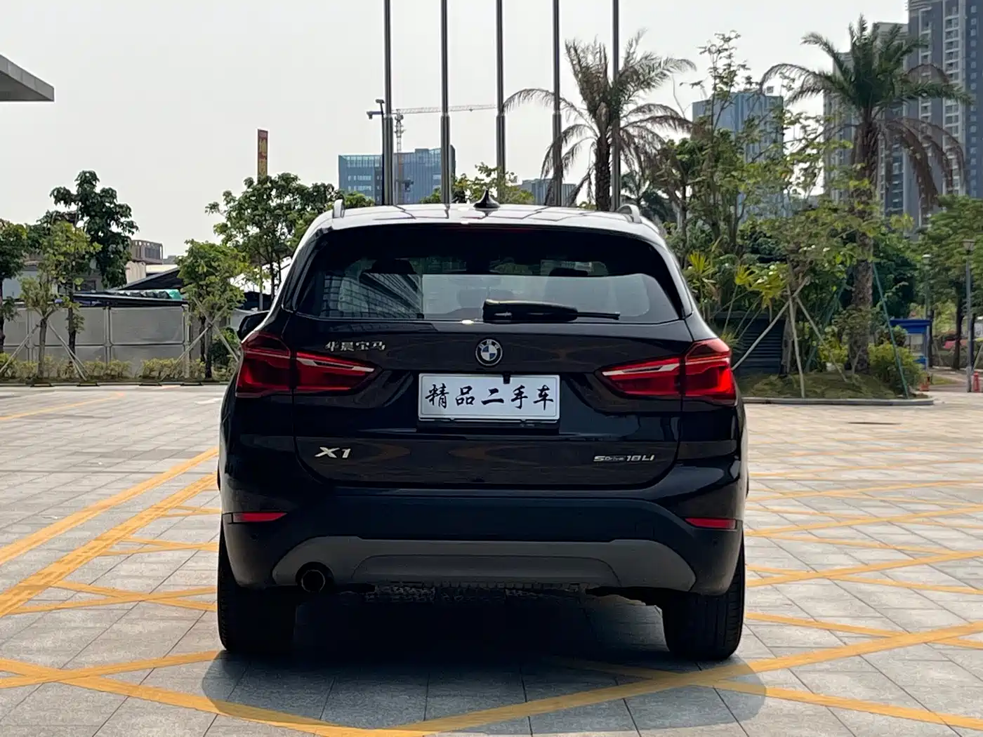 BMW X1 2018 sDrive18Li Fashion Model фото 5