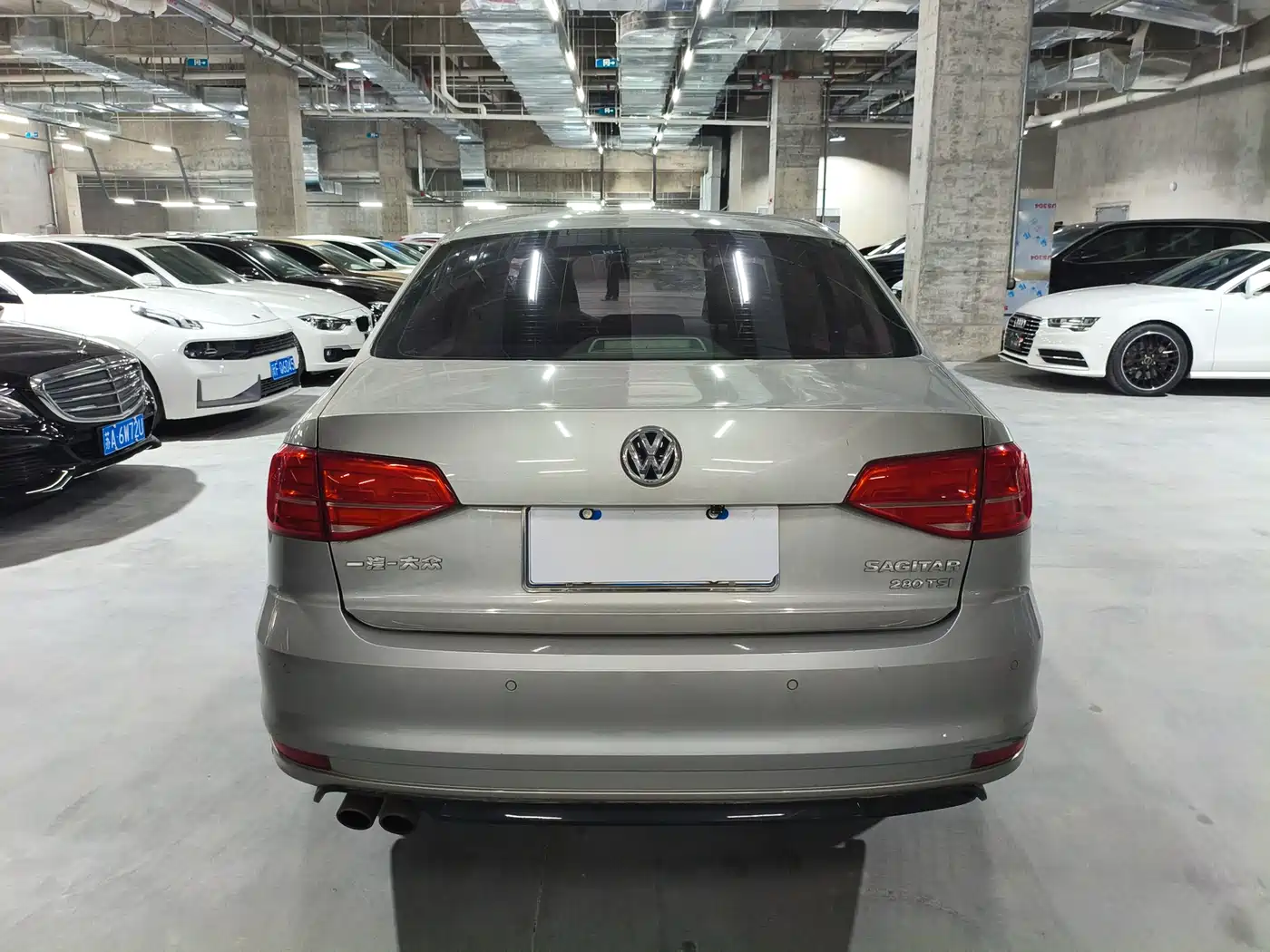 Volkswagen Sagitar 2018 280TSI DSG Spark Edition фото 6
