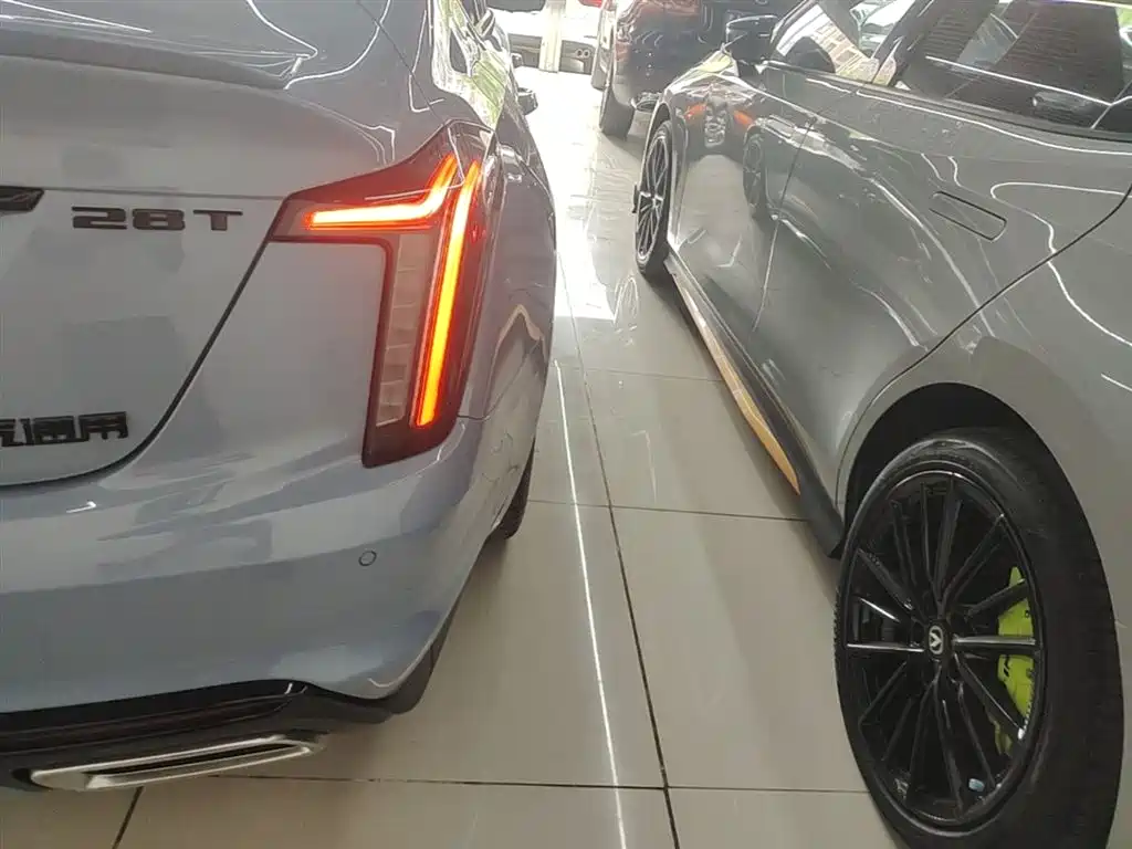 Cadillac CT5 2025 Model 28T Track Performance Edition + Peak Track Package фото 8
