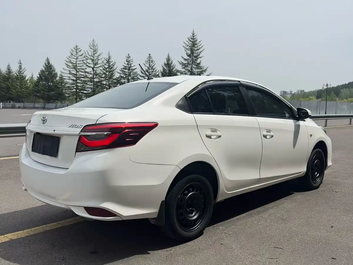 Toyota Vios 2021 1.5L Manual Chuangxing Edition фото 9