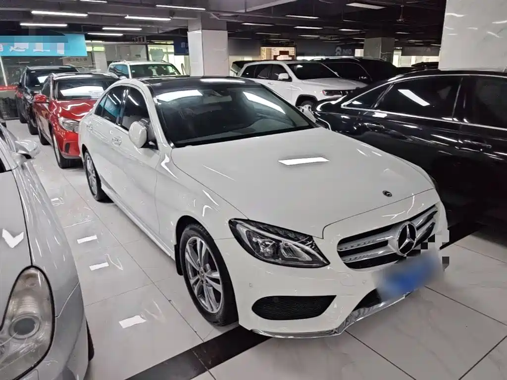 Mercedes-Benz C-Class 2017 Facelift C 200 L Sport Edition фото 4