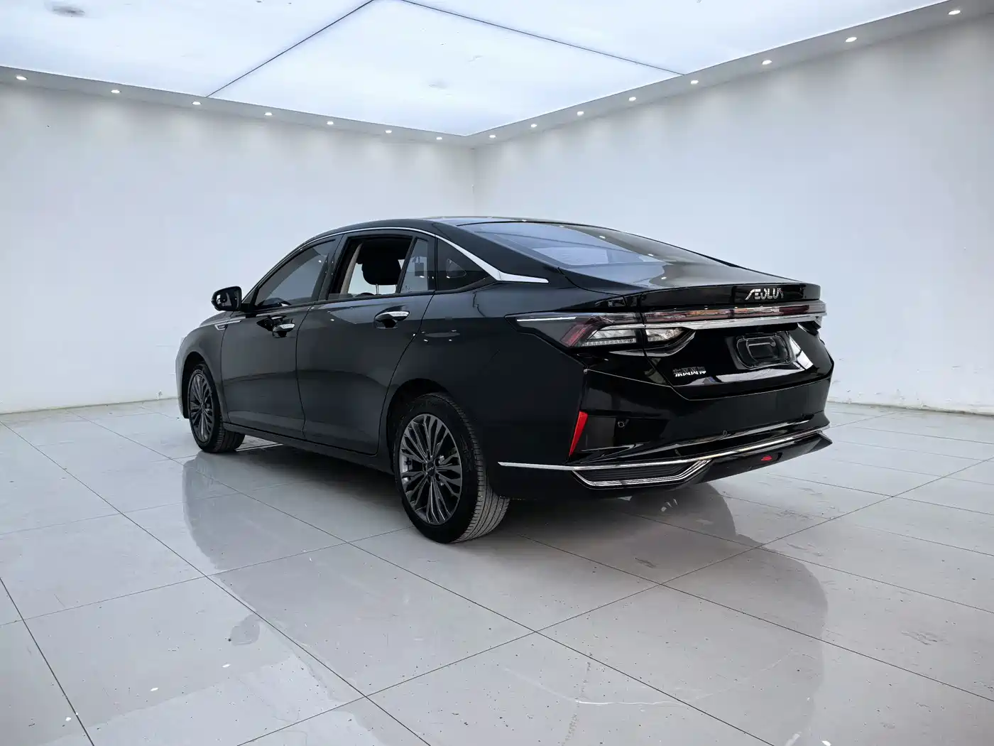 Dongfeng Aeolus Yixuan MAX 2022 2022 1.5T Ultra Cool Dad Edition