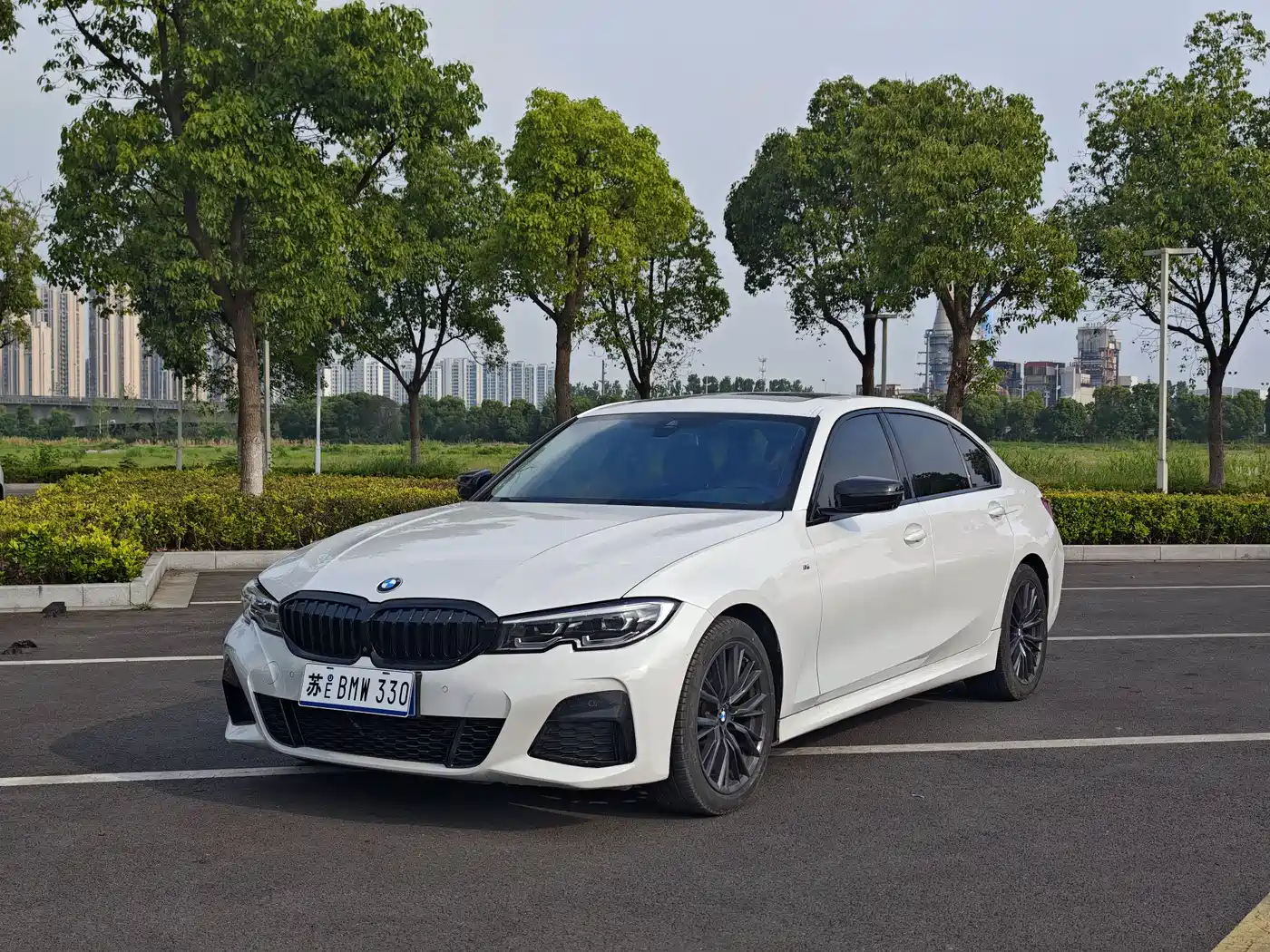 BMW 3 Series 2021 325Li M Sport Night Edition
