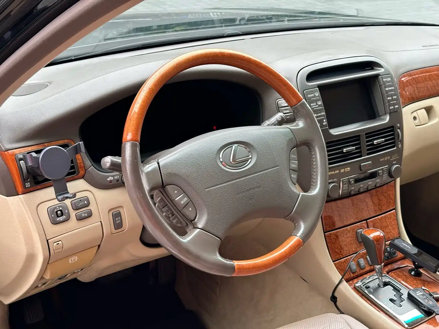 Lexus LS 2005 430 фото 11