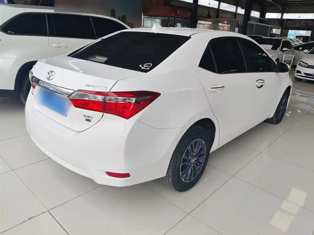 Toyota Corolla 2017 Facelift 1.2T S-CVT GL фото 7