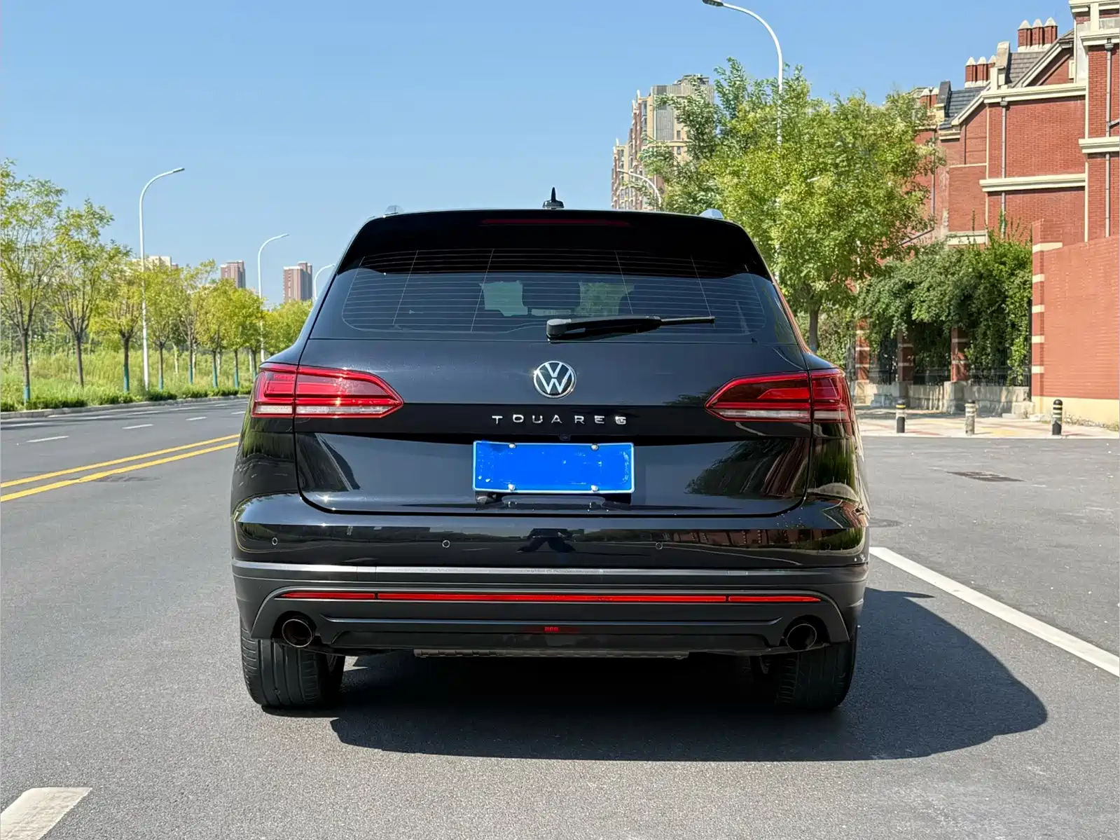 Фото 8 - Volkswagen Touareg