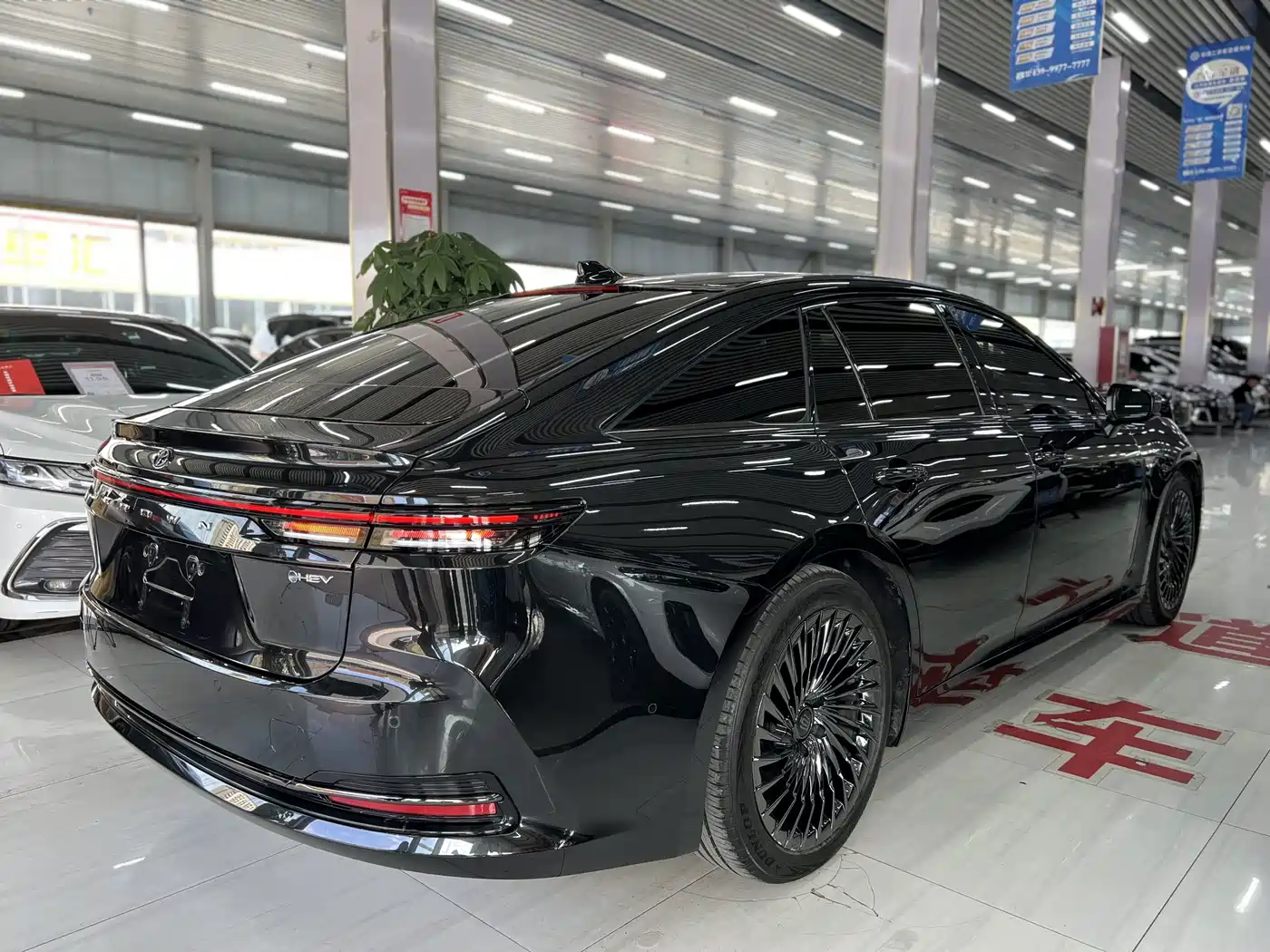 Toyota Crown, миниатюра 7