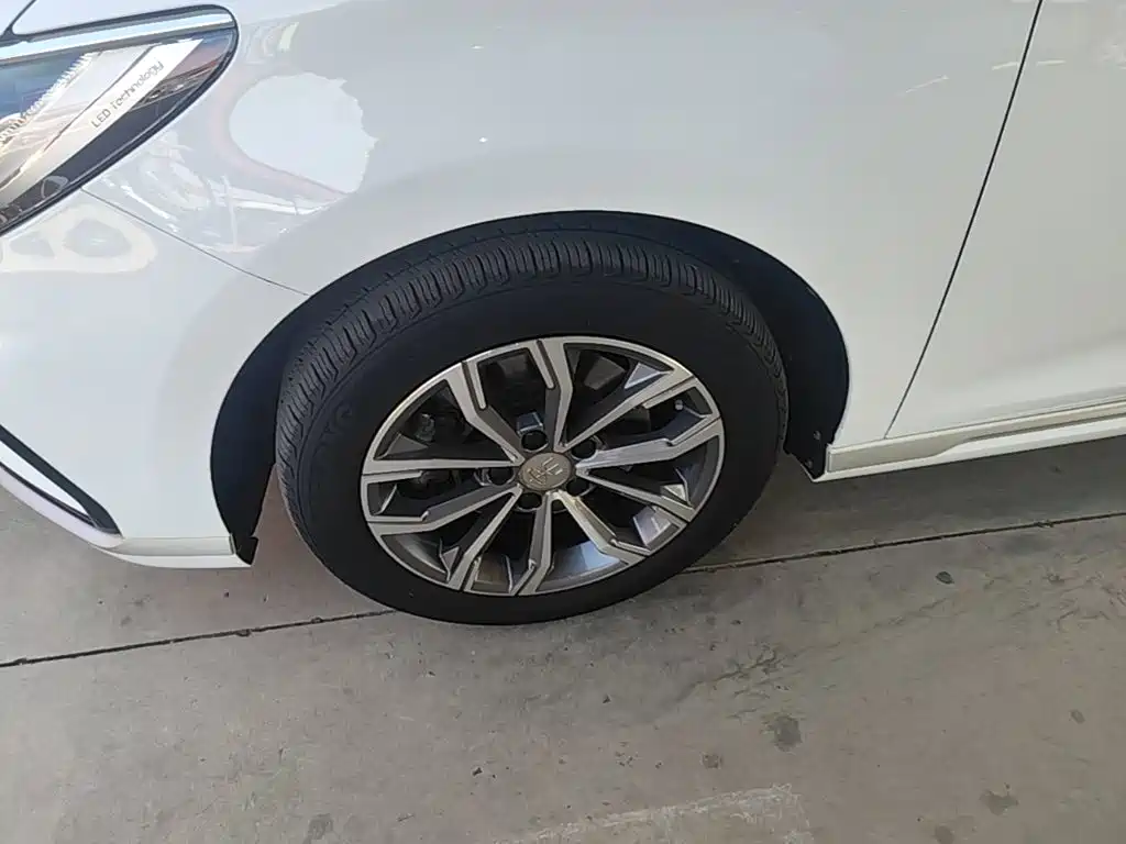 BYD Song MAX 2022 2021 Upgrade 1.5T Automatic Luxury Edition 7-Seater