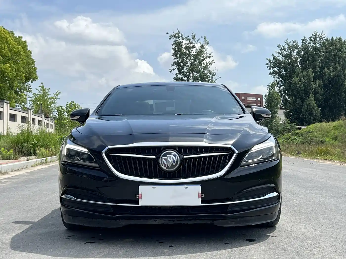 Buick LaCrosse 2018 Model 28T Elite Edition фото 2