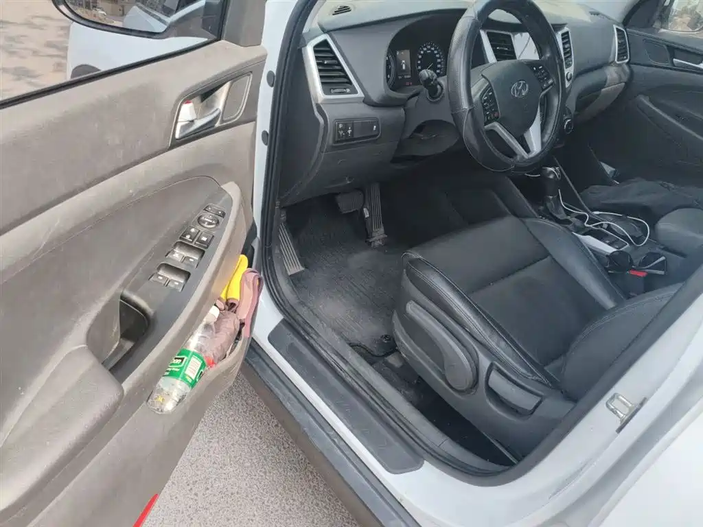 Hyundai Tucson 2015 1.6T Dual Clutch 2WD Smart фото 14