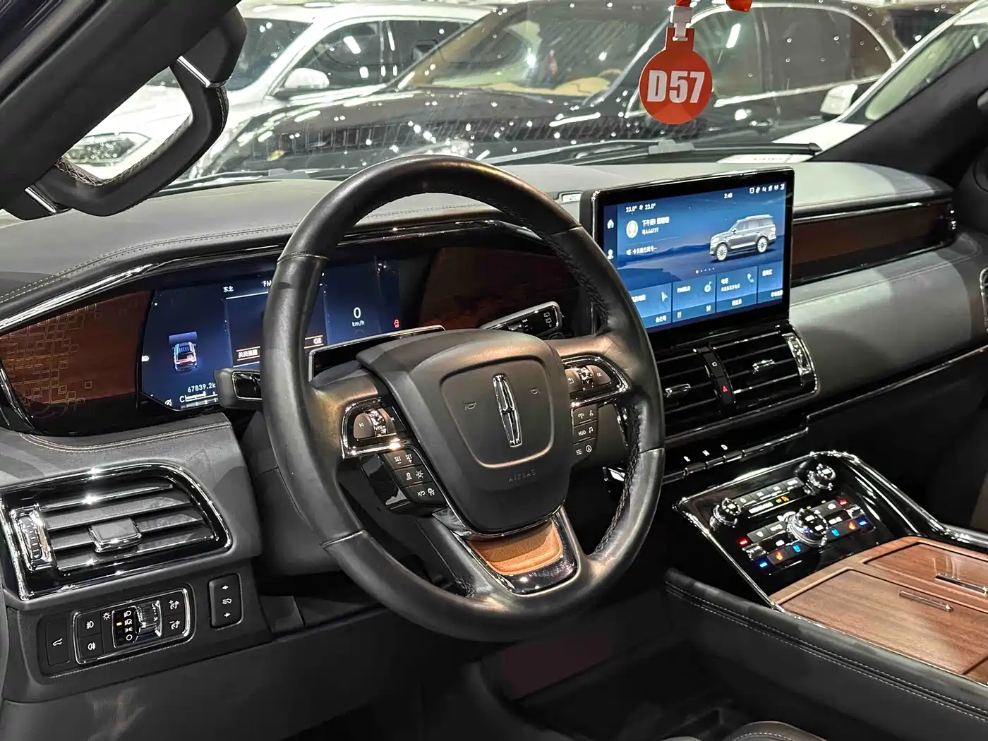 Lincoln Navigator 2022 3.5T Centennial Limited Edition фото 12