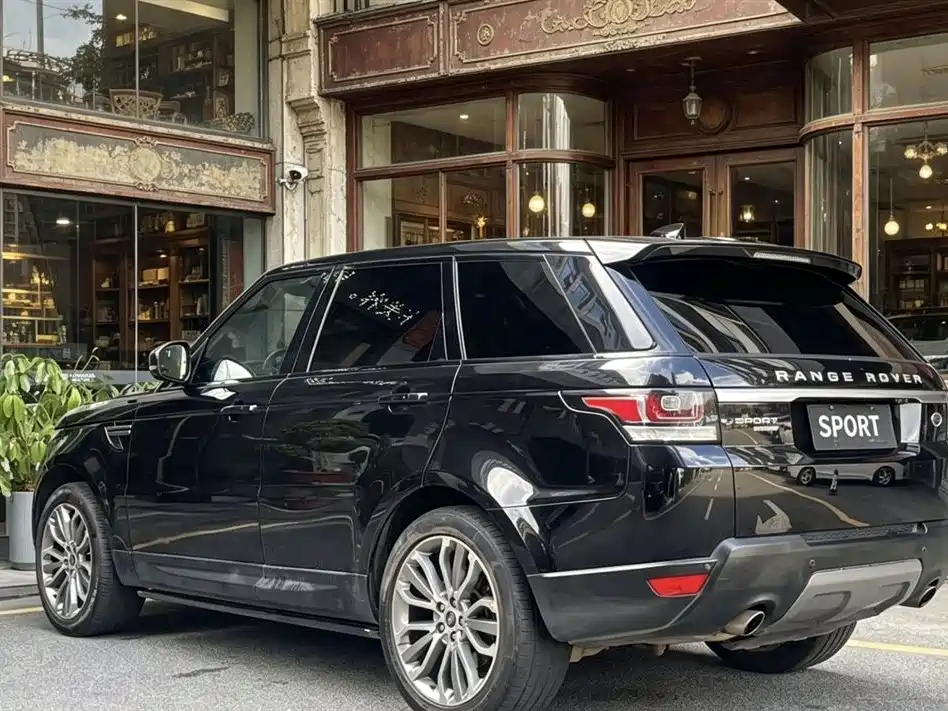 Land Rover Range Rover Sport 2017 3.0 SC V6 SE фото 8