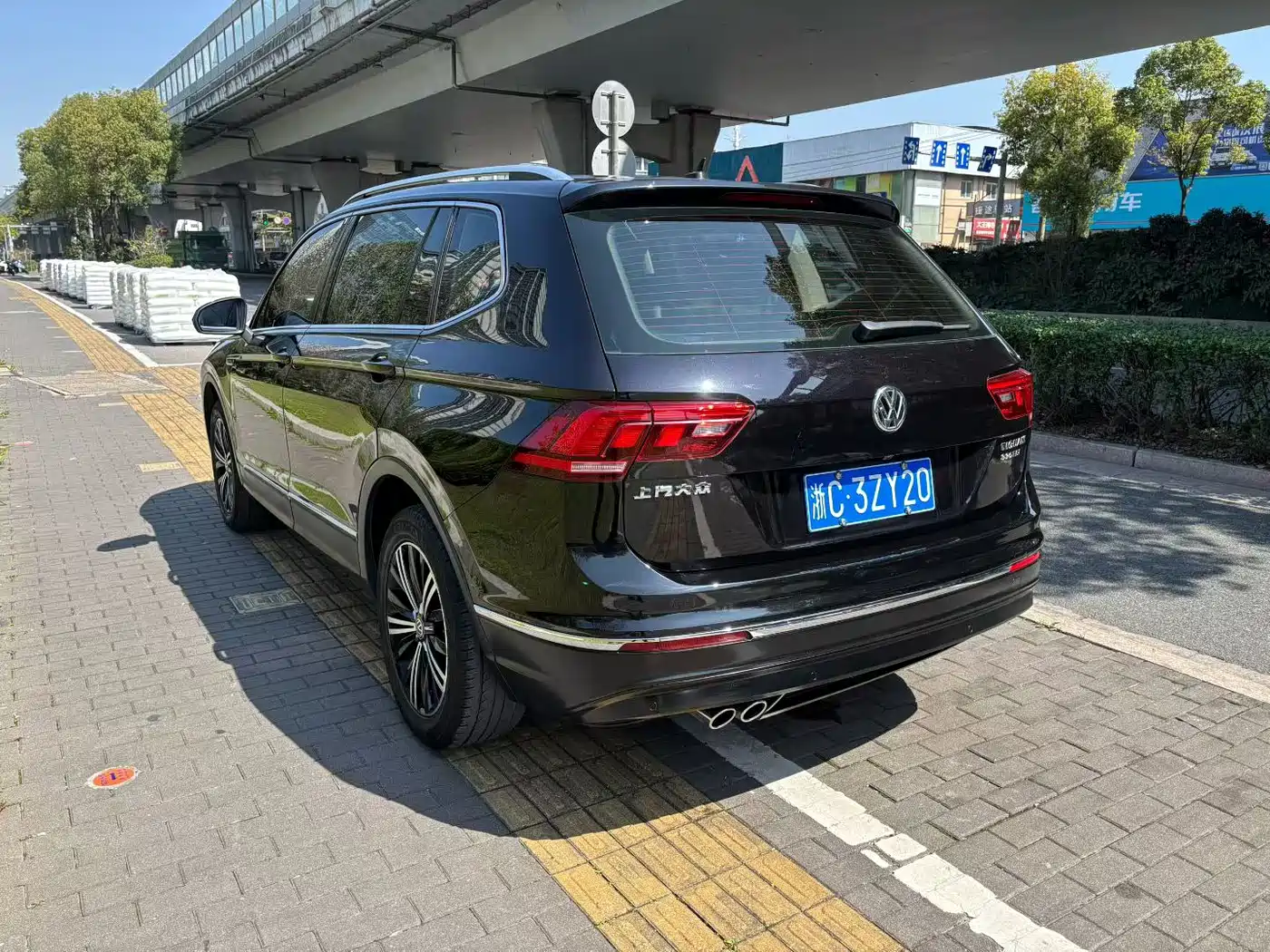 Volkswagen Tiguan L 2019 330TSI Automatic 2WD Panorama Comfort Edition China VI фото 9