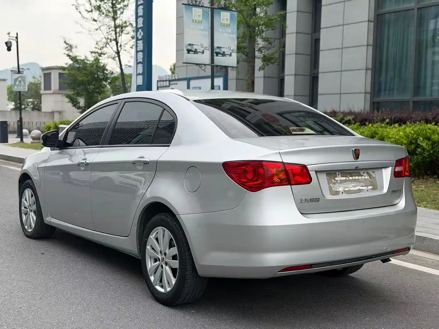 Roewe 350 2016 2014 1.5T Automatic Dynamic Edition