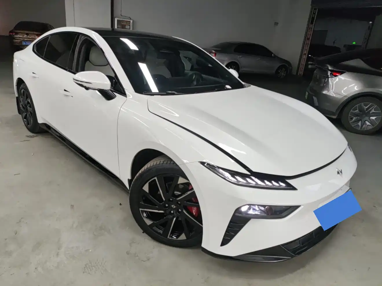 2025 Dongfeng Yipai eπ007