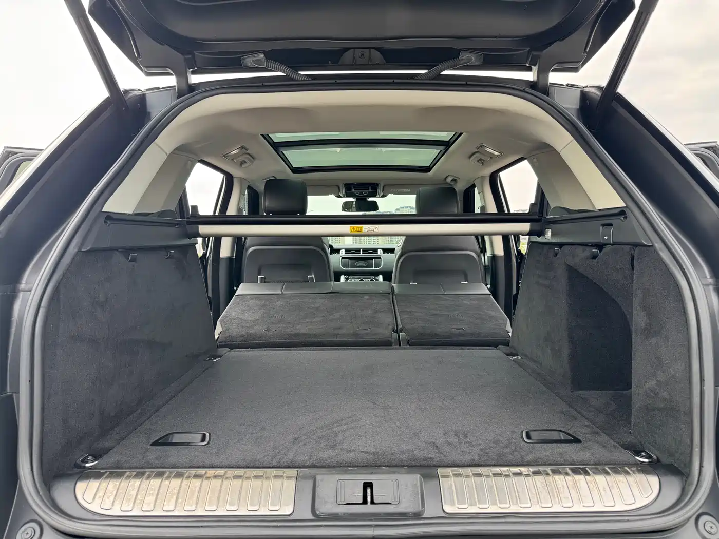 Land Rover Range Rover Sport 2016 Model 3.0 SC V6 SE фото 13