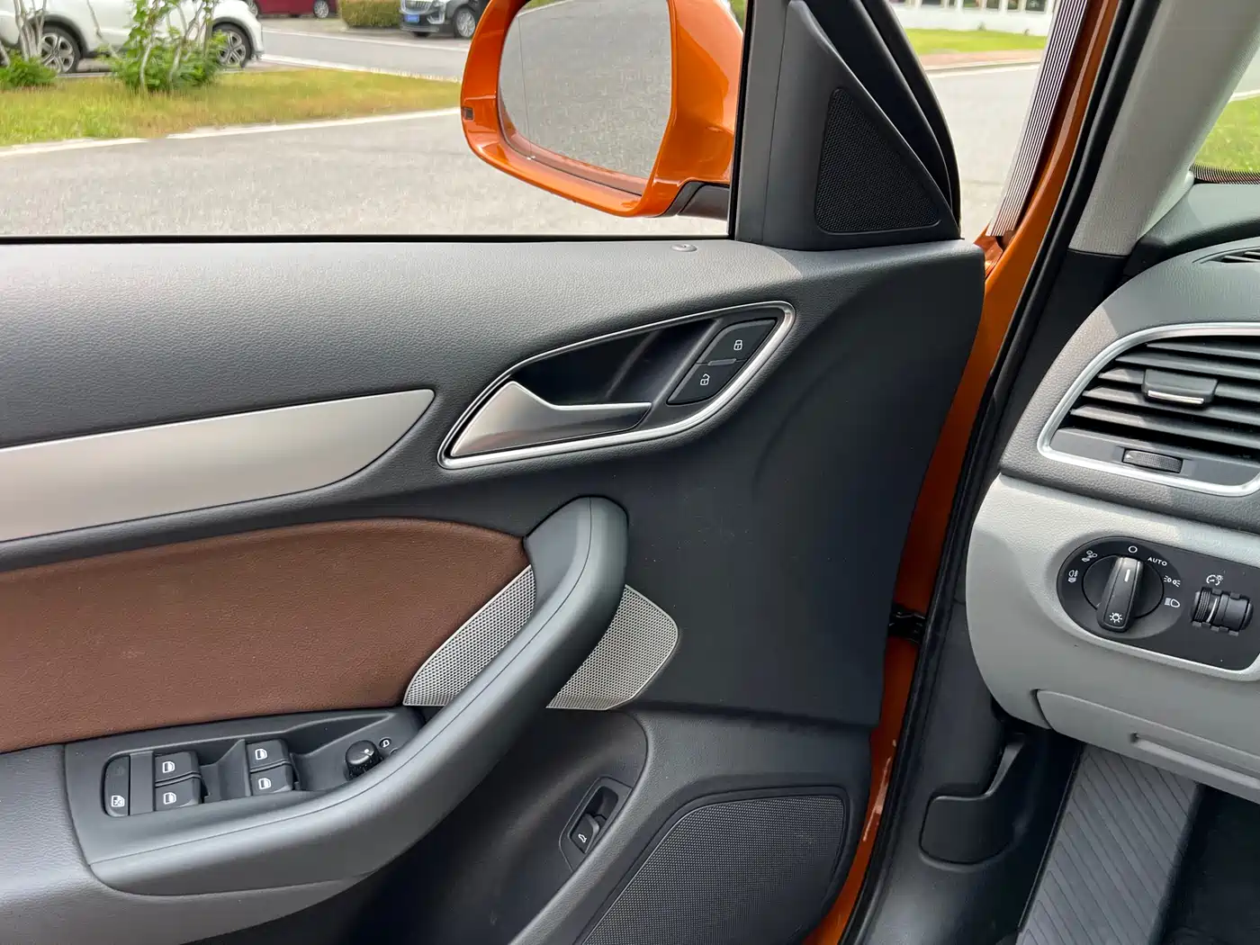 Audi Q3 2016 30 TFSI Standard фото 18