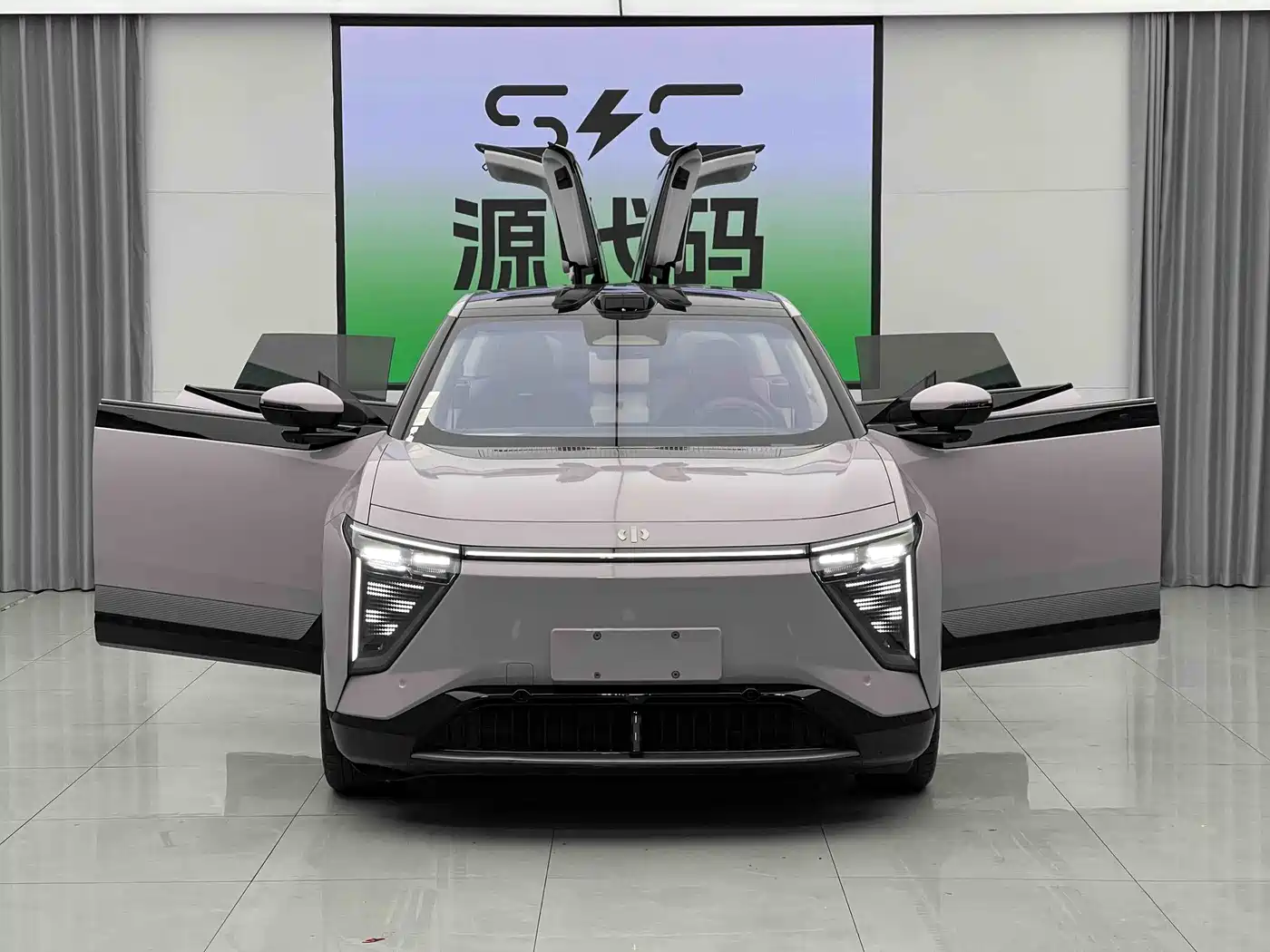 HiPhi GAO HE HIPHI Y