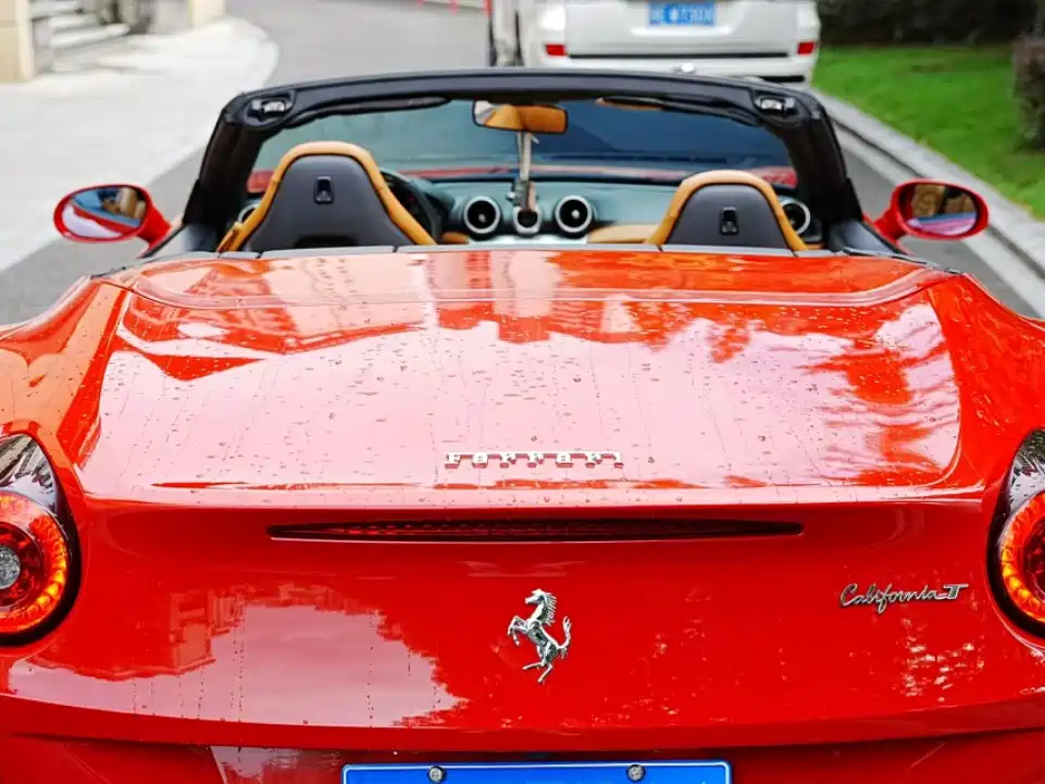 Ferrari California T 2016 2015 3.9T Standard