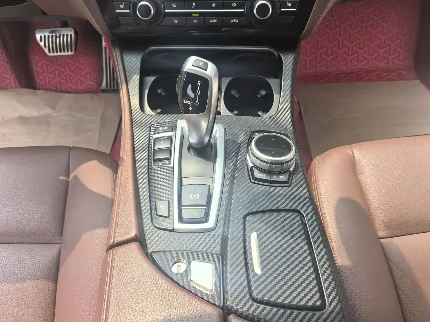 BMW 5 Series 2017 520Li Classic Edition фото 22