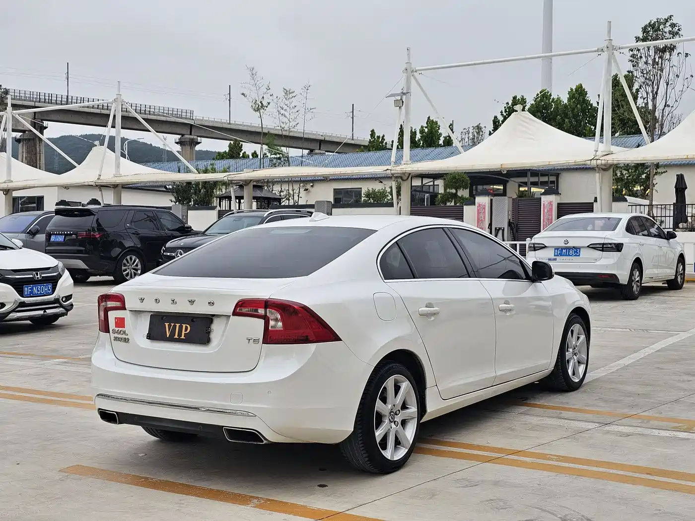 Фото 7 - Volvo S60