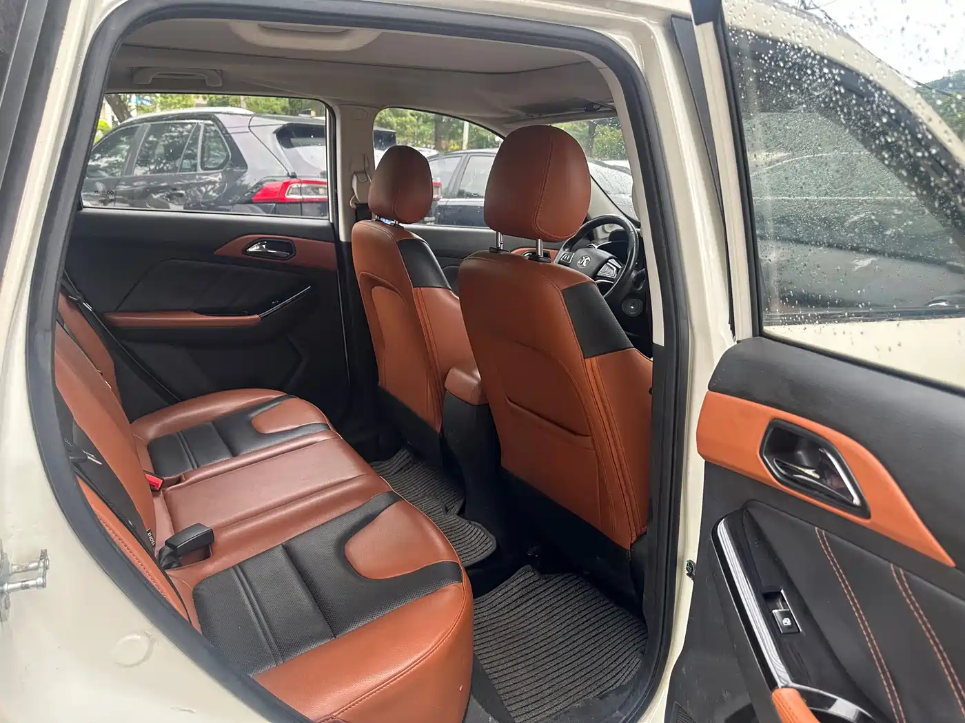 BAIC Senova X35 2016 2016 1.5L Automatic Luxury Edition