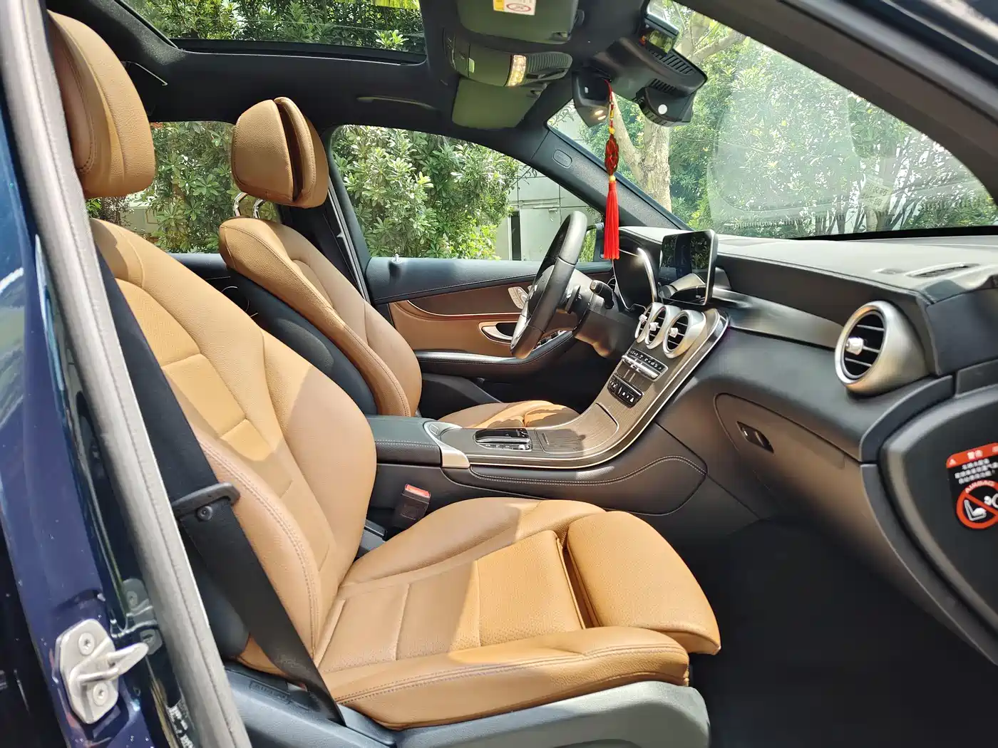 Mercedes-Benz GLC 2020 Facelift GLC 300 L 4MATIC Dynamic фото 8