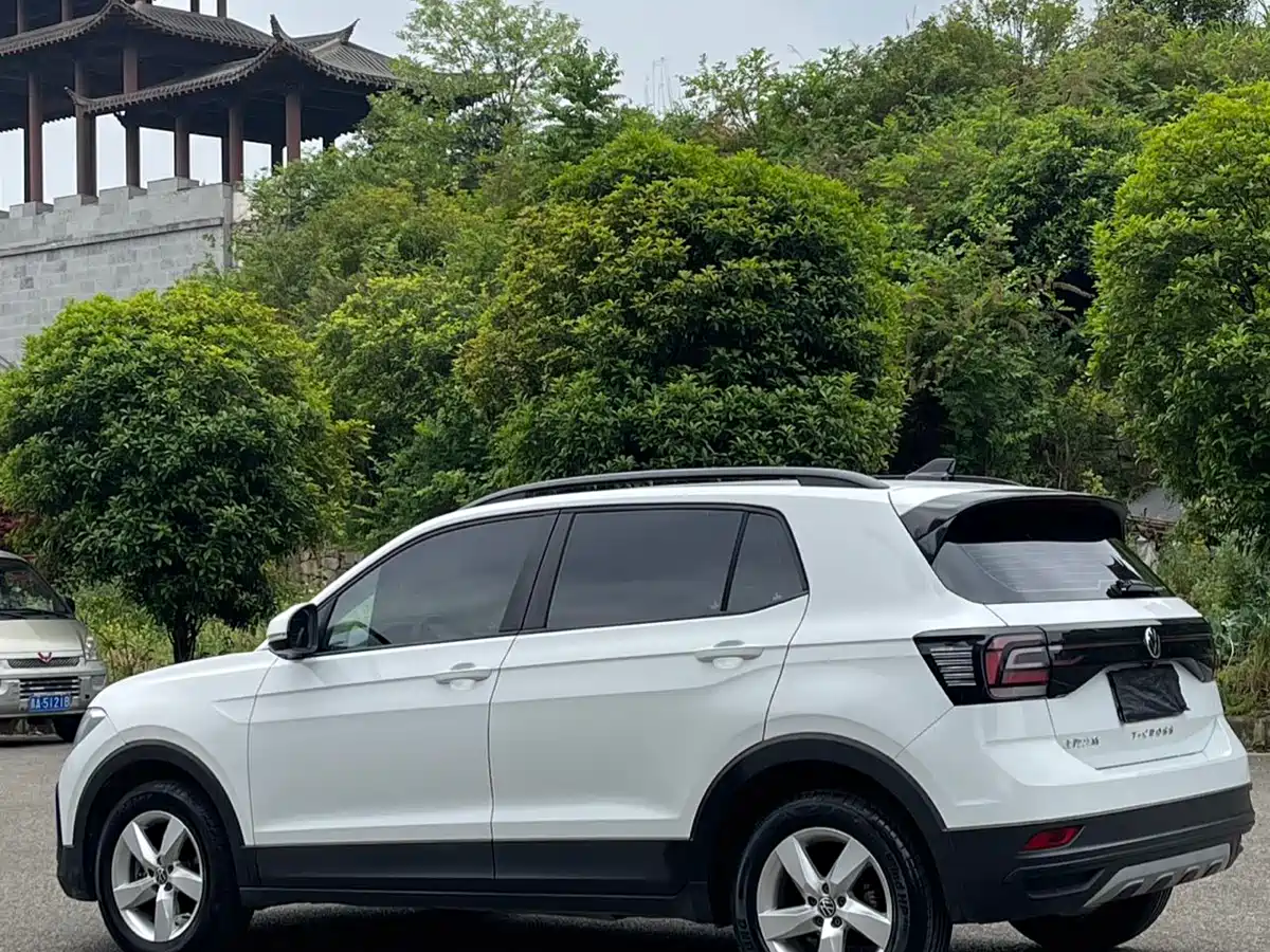 VOLKSWAGEN TU KAI