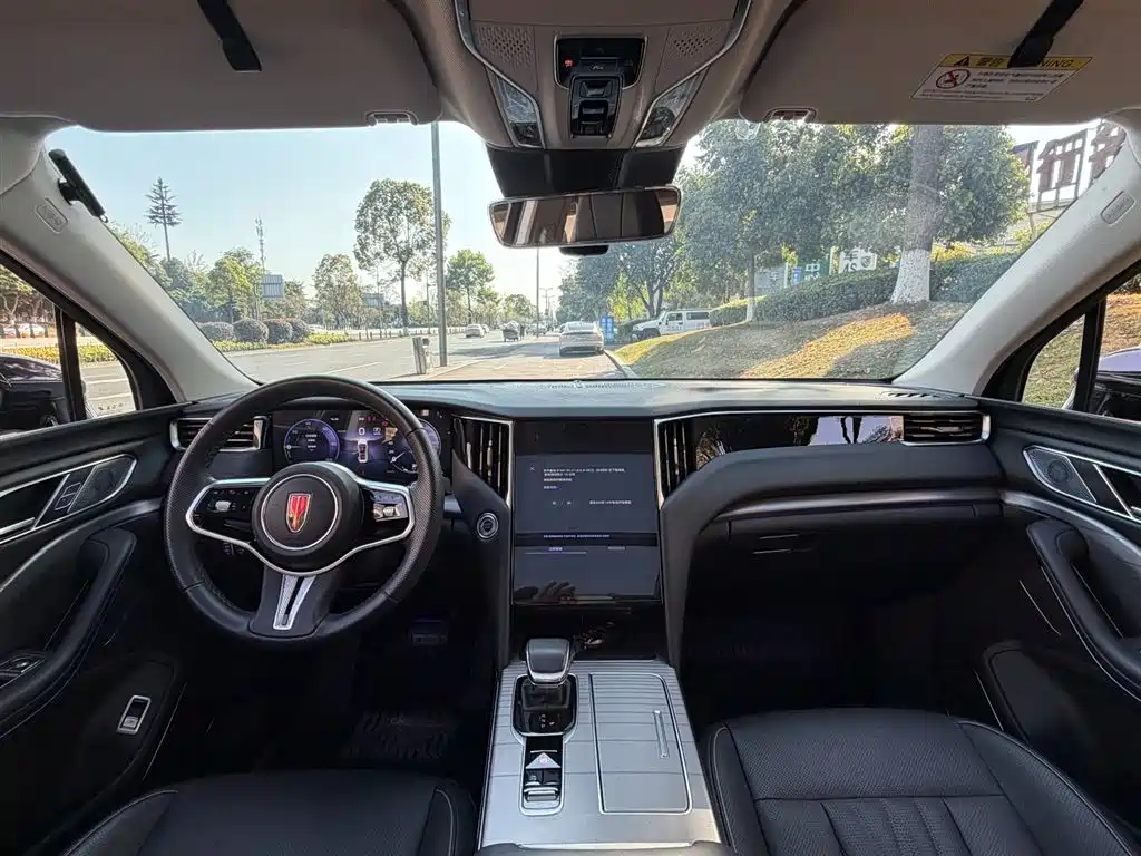 Hongqi HONGQI HS7 PHEV