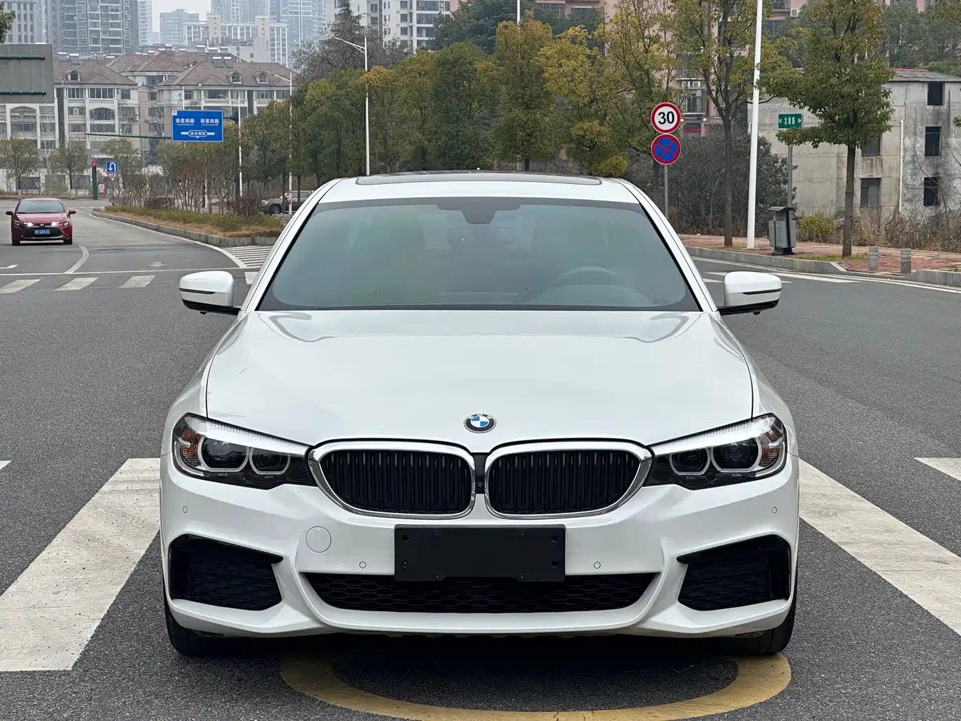 BMW 5 Series 2019 Facelift 525Li M Sport Package фото 2