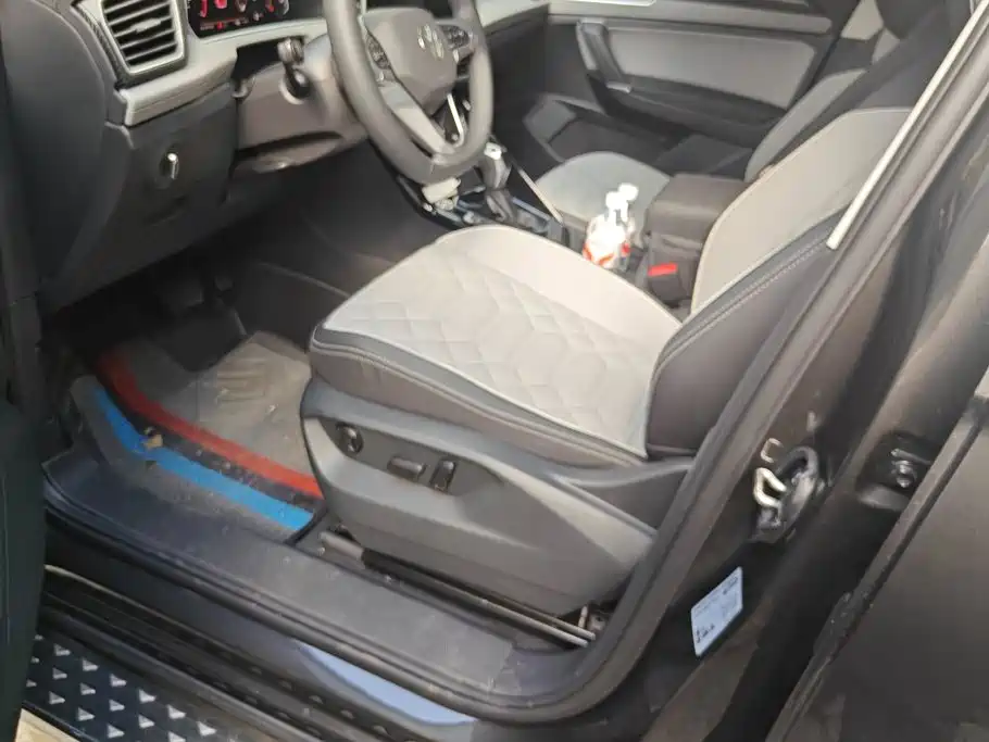 Photo 7 - Volkswagen Tayron