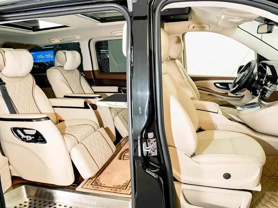 Mercedes-Benz V-Class, миниатюра 25