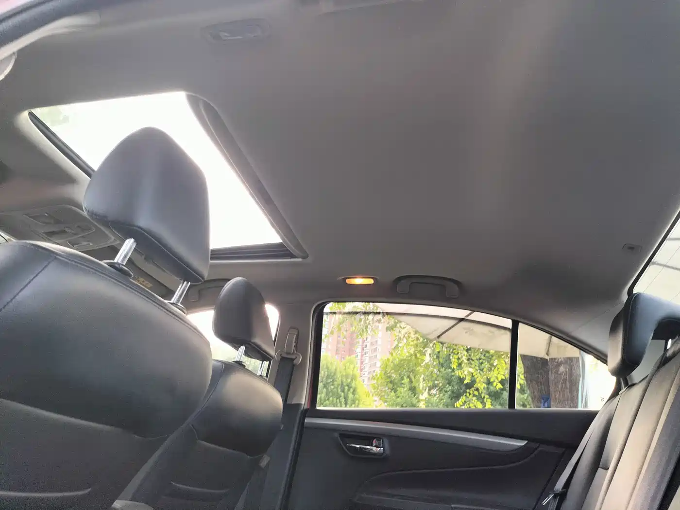 Suzuki Alivio 2015 2015 Model 1.6L Automatic Premium