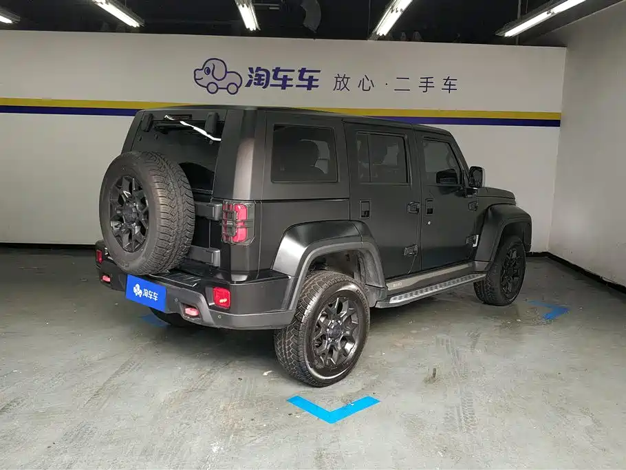 BAIC ORV Beijing Offroad BJ40 2024 2.0D Blade Hero Glory Edition фото 3