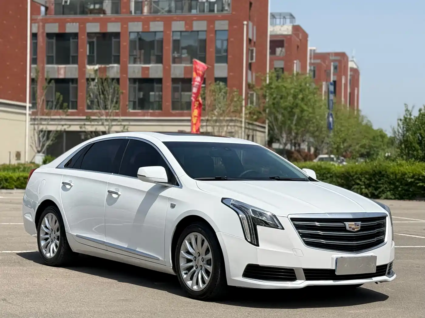 CADILLAC XTS