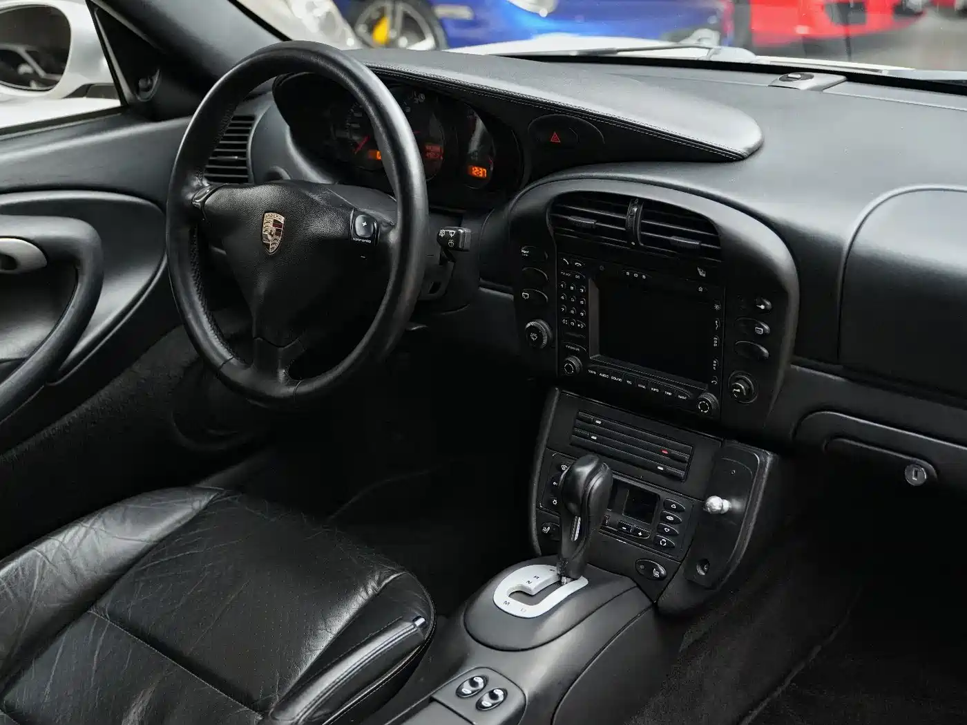 Porsche 911 2004 Carrera S Coupe 3.6L фото 15