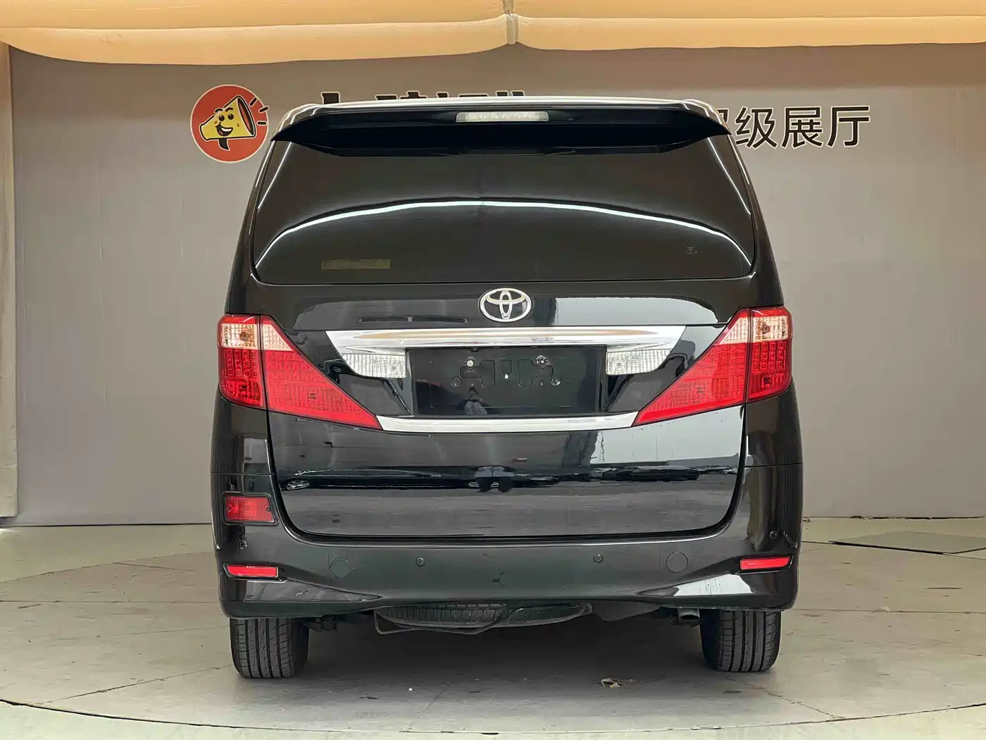 Toyota Alphard 2011 Model 2.4L Luxury фото 5